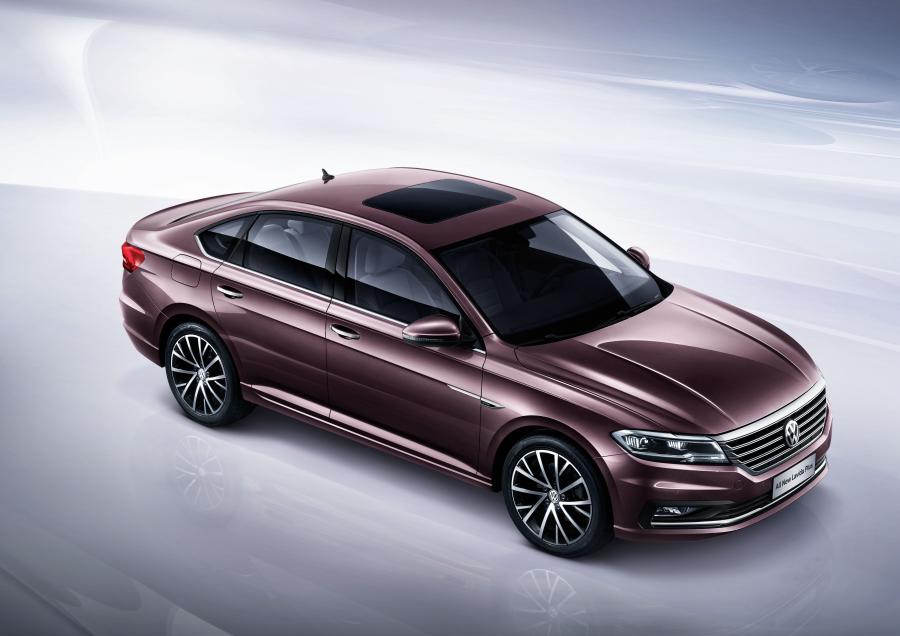  Volkswagen Lavida Plus 2018 года  (фото 10 из 37)